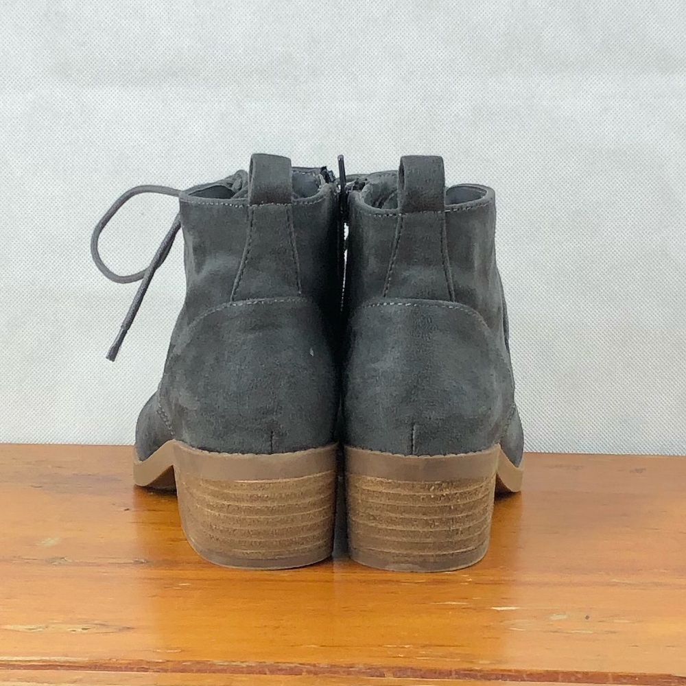 Sz 6 Carlos Santana Gray Suede Boots - Picture 4 of 11